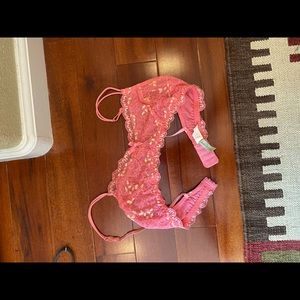 Honeydew lace bralette soft pink